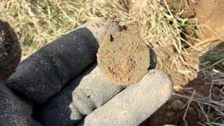 CIVIL WAR CAMP!!! Metal Detecting & excavating Buttons, Coins, brass, bullets & more!!