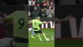 emi Martinez football skeil 