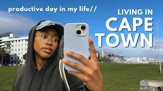 Living in Cape Town | A productive day in my life + what’s in my bag | Cape Town vlog