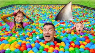 Colorful Ball Pool Adventure with Dad