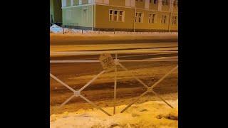 На заборах в Архангельске появились ценники | 29.RU