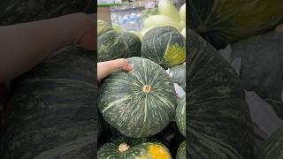 Bí đỏ tươi tại Canada - $3.95/kg -  Giá cả thực phẩm tại chợ Châu Á ở Montreal Canada - Đi chợ Việt
