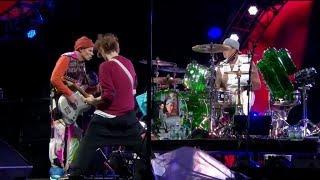 RED HOT CHILI PEPPERS - Dark Necessities (Live)