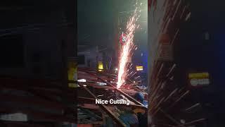 Nice Cutting. #korea #korean #cutting #fireworks #naturalfire #workers #cuttingskills