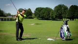 Golf Training Technik: Lang dank hoher Flugkurve