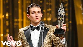 Barron Trump Singing Live Shocking Performance in AMERICAN MUSIC AWARDS | AI Cover