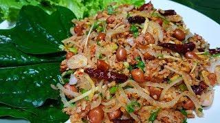 กับข้าวกับปลาโอ 570 : ยำแหนมข้าวทอด ยำแซ่บๆ  Thai Curried rice & Fermented Pork Salad Recipe