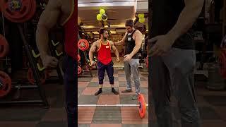 Bodybuilder Sameer Danny को Gym में workout exercise करते समय दिया धक्का  #shorts #gym #fitness