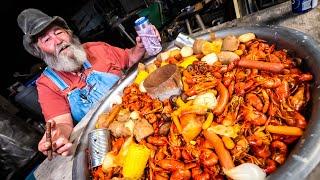 CRAWFISH & COLD BEER with the GODFATHER of the Bayou