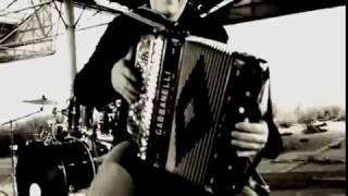 Estruendo - Asi Es El Amor [VideoClip]