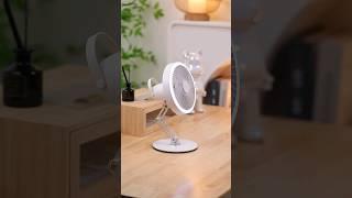 It is both a fill light and a fan, which is very good for summer live broadcast. Fan is a must-have