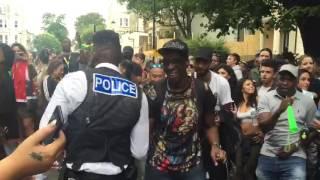 Notting Hill Carnival 2016 Police dancing