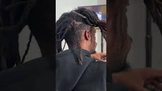 Single plaits on locs? YES PLEASE  @rvhairuk.