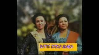 10 Lagu Natal Pattie Bersaudara