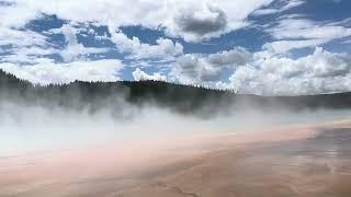 The volcanic beauty of Yellowstone ️