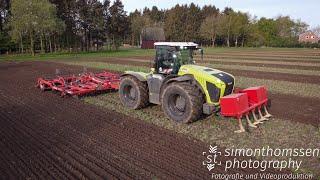 Claas Xerion 5000 in der Bodenbearbeitung | Lohnunternehmen Lübbers | Horsch | Claas