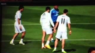 Gareth Bale owns Cristiano Ronaldo in Real Madrid training - Amazing skills 13.09.2013