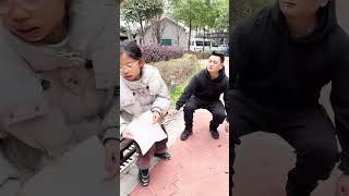 小朋友遇到危险，幸好聪明一个举动把自己救了#劇情#生活#shorts