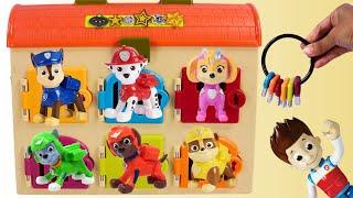 Paw Patrol Magic Hide & Seek Doors with Chase & Skye with Keys