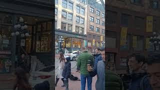 温哥华网红地标，Gastown 百年蒸汽钟，正常工作。温哥华移民生活日记18：温哥华的唐人街颠覆了我的认知。温村坦儿哥。加拿大移民故事，加拿大，温哥华，温哥华旅游风景。奇葩加拿大，美丽温哥华。