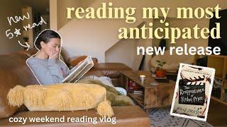 cozy weekend reading vlog | library haul, bookstore, new 5 star read⭐️