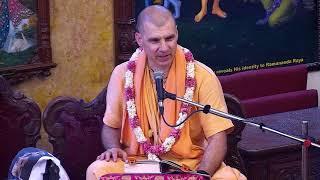 Bhakti Rasayan Sagar Swami Maharaj Lecture on Anything Not Connected To Krishna is Useless