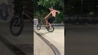 Insane trick on BMX  #viral #rideordie #bmxtricks #bmxpro