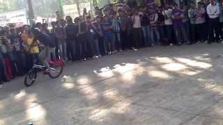 bmx bike stunt at iit techfest