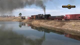 NG15 and NGG16 steam locomotives mirroring on the lake