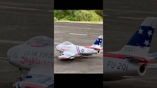 Takeoff & Smoke -HSDJETS  F-86 Sabre Sky Blazer Turbine Jet w/Kingtech K102G4 #rcturbine  #rcwarbird