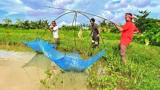 আজ কাকার ঘেরে, ছাবি পেতে সম্পূর্ণ নতুন পদ্ধতিতে মাছ ধরলাম Sundarban net fishing!!!