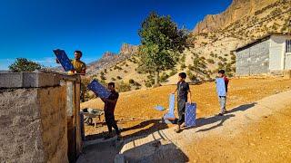 Nomadic life: building the roof of the bathroom of the nomadic house: baking the nomadic bread