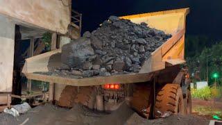 CONTINUOUS BIG IRON ORE BOULDER JAMMING AND CRUSHING IN 1600 TPH KOBELCO GYRATORY CONE CRUSHER