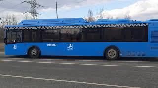 Новый газовый автобус ЛиАЗ-5292.71 борт 191507 по маршруту 905