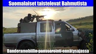 Suomalaiset sotilaat taistelevat Bahmutista  panssaroidulla Banderamobiililla.