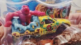 Hot Wheels Toy Car Show: Amusement Park, Carnival, Attractions Themed (with amusement park facts)