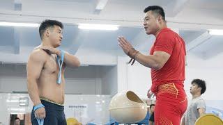 Tian Tao and Yang Zhe Training, Liu Huanhua Loading