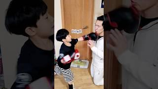 블랙컴뱃 직쏘 문기범과 만6세 사우스포의 우정 #문기범 #JYTMMA #shorts