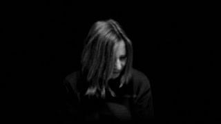 Portishead - SOS