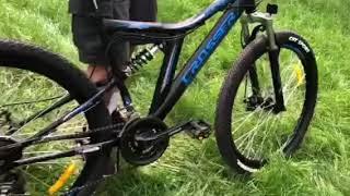 Prezentare video a bicicletei Crosser Black Maunt