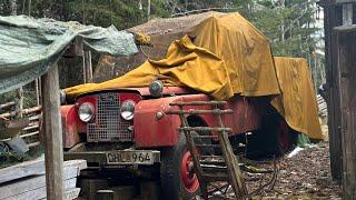 Abandoned Land Rover Series 1 found in the woods after 25 years