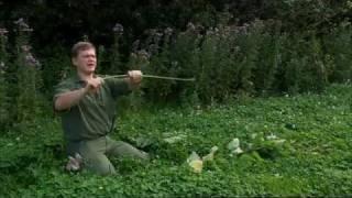 Ray Mears - How to make natural cordage from nettles, Bushcraft Survival