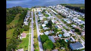 Parrot Landing- 3 bedrooms and 2.0 bathrooms in Bradenton, FL-BeachRentals.Mobi