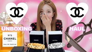 It's the first Chanel unboxing since the Chanel bag was stolen in Paris^^