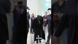 BTS 정국, 롱코트 입고 멋지게 등장한 황금 막내