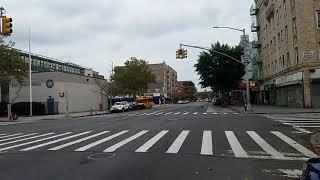 FDNY Ladder 42 "La Casa Del Elefante" Responding With Air Horns In The South Bronx, NYC