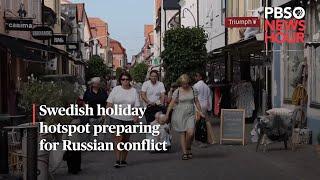 WATCH: Swedish holiday hotspot preparing for Russian conflict #shorts