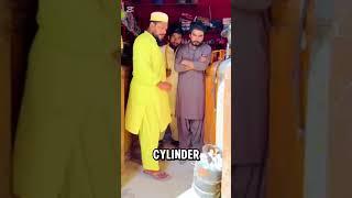 Cylinder seller fooled by a Claver Man #viralshorts #shortsfeed