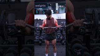 Know The Difference: EZ Bar Curls ️ #curls