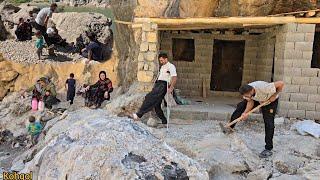 Nomadic life: help of Mohsen's family to Dariush Majroh to build a house in a cave